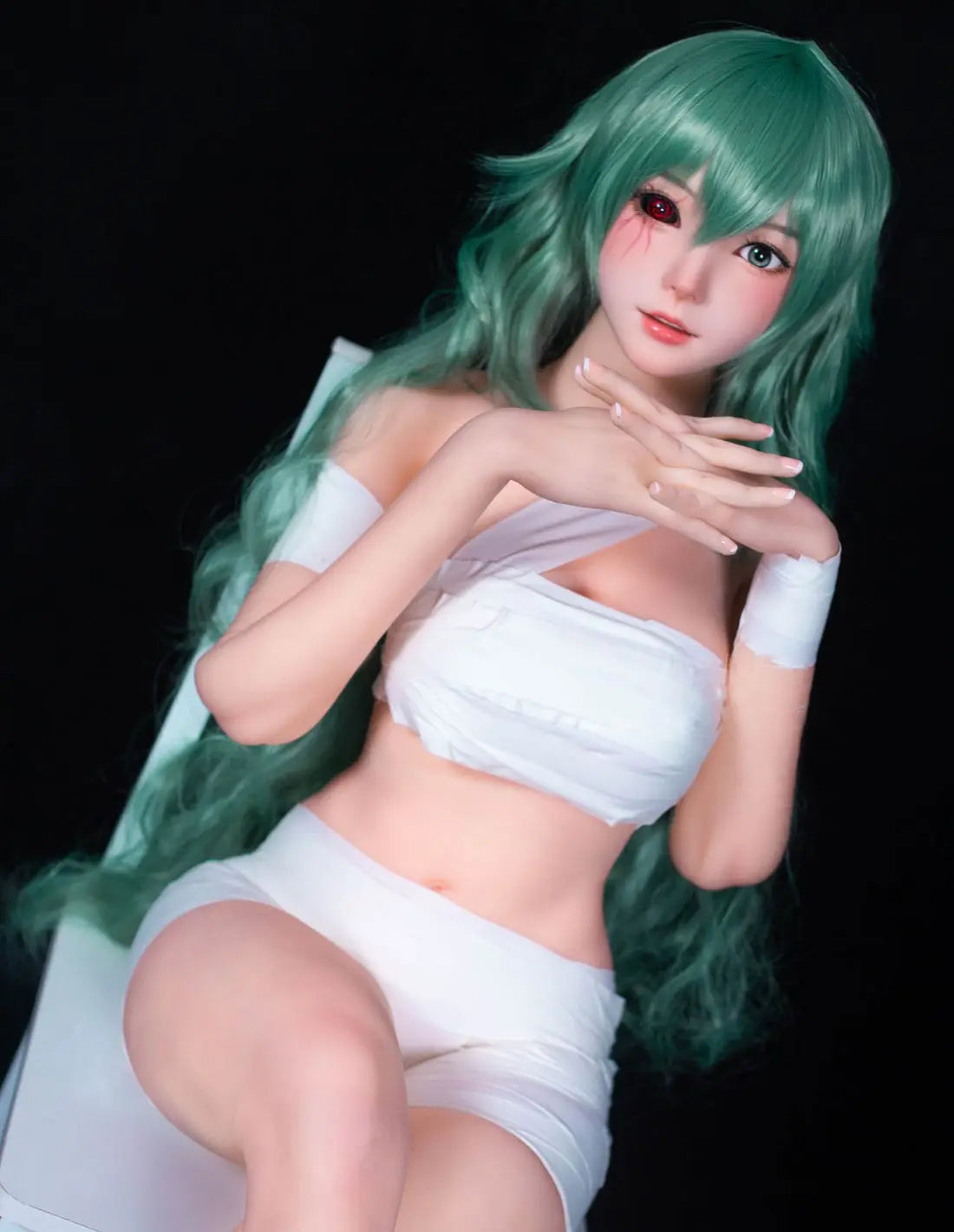 Alayah green long wavy hair white crop top white shorts dark studio lighting Takatsuki Sen Eto Tokyo Ghoul half-human half-ghoul – anime cosplay fantasy sex doll by TopLoveDoll
