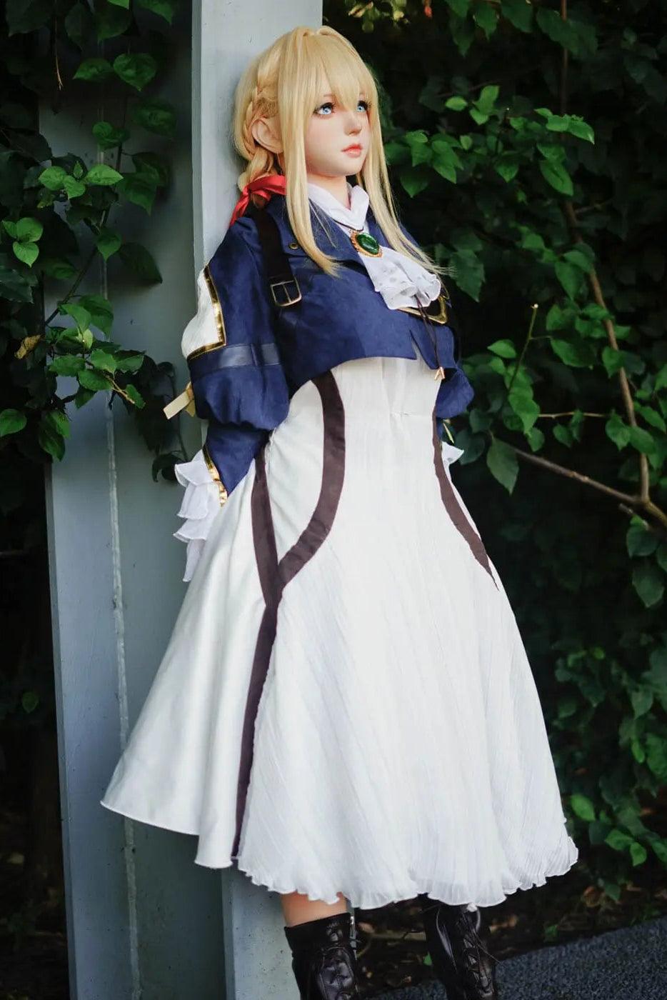Aliana, golden straight long hair, navy Auto Memory Doll uniform, white apron, black leather boots, outdoor, green trees – Violet Evergarden cosplay anime sex doll by TopLoveDoll