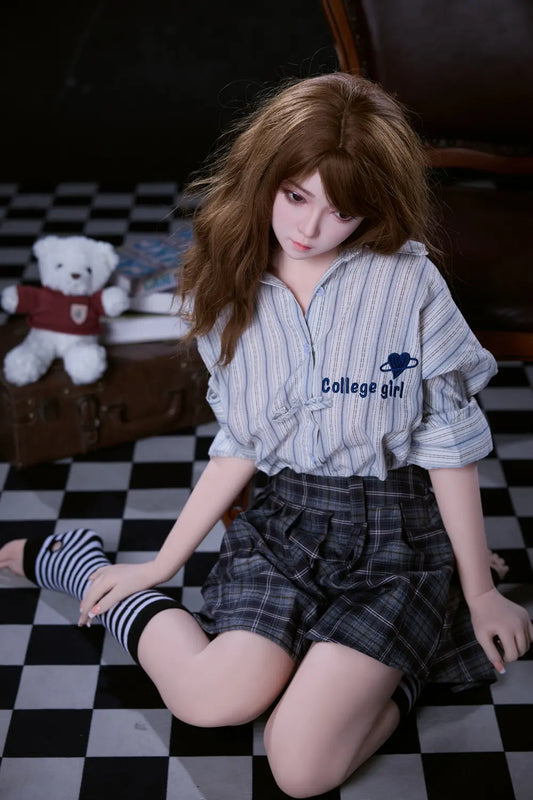 TopLoveDoll | Miko, étudiante - Poupée sexuelle BJD asiatique mignonne et timide, style anime.
